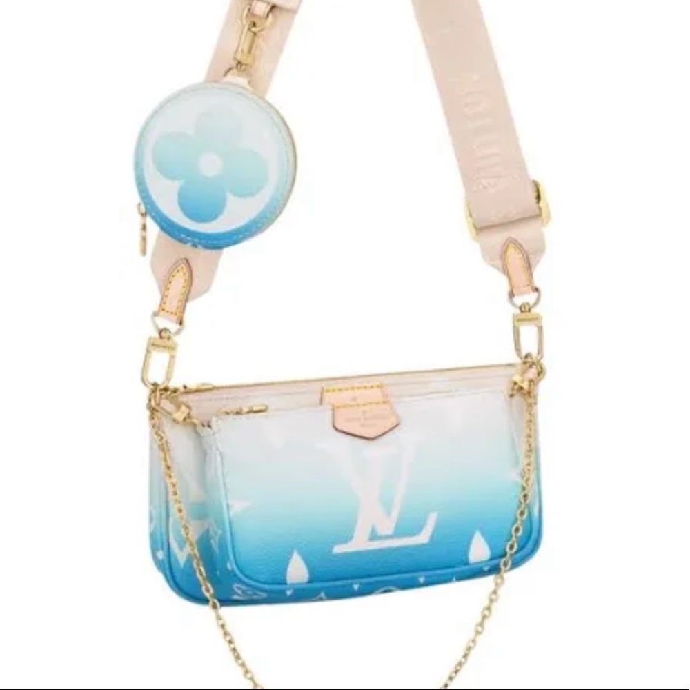 Louis Vuitton pouchette